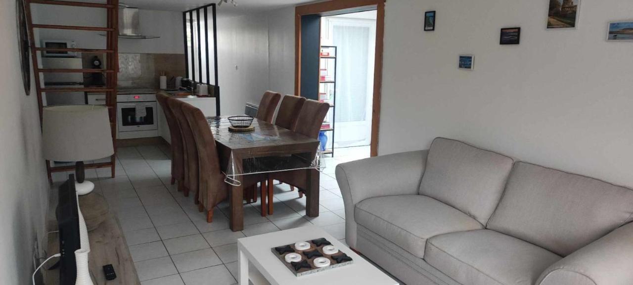 La Petite Trapue Villa Desvres Buitenkant foto